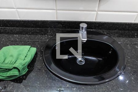 Casa de condomínio para alugar com 250m², 5 quartos e 4 vagasBanheiro 4