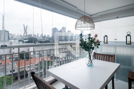 Varanda de apartamento à venda com 1 quarto, 49m² em Vila Cordeiro, São Paulo