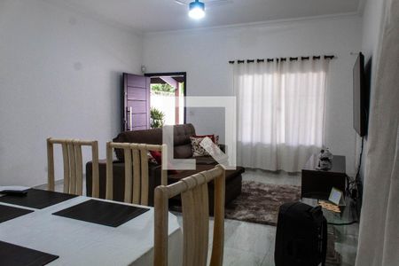 Sala de casa para alugar com 4 quartos, 300m² em Jardim Virginia, Guarujá
