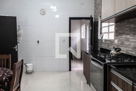 Casa para alugar com 300m², 4 quartos e 4 vagasCozinha