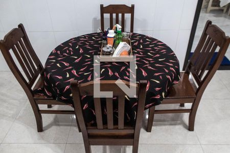 Casa para alugar com 300m², 4 quartos e 4 vagasCozinha