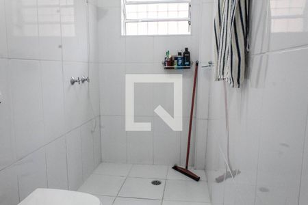 Casa para alugar com 300m², 4 quartos e 4 vagasBanheiro 2