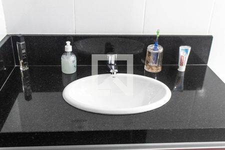 Casa para alugar com 300m², 4 quartos e 4 vagasBanheiro