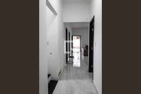 Corredor de casa para alugar com 4 quartos, 300m² em Jardim Virginia, Guarujá