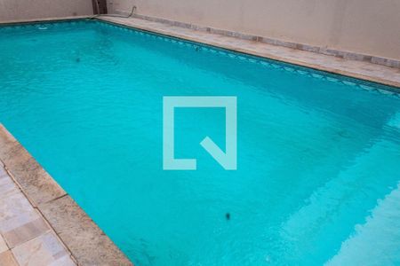 Casa para alugar com 300m², 4 quartos e 4 vagasPiscina