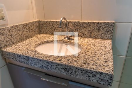 Apartamento para alugar com 60m², 2 quartos e 2 vagasBanheiro Social 1