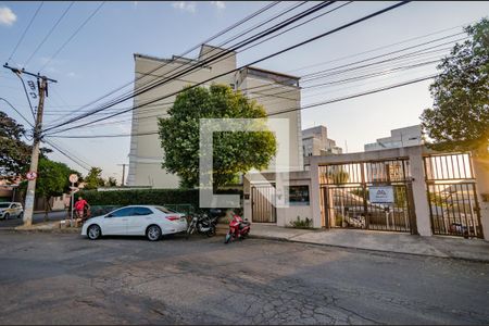 Apartamento para alugar com 48m², 2 quartos e 1 vagaFachada