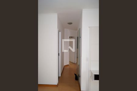 Corredor de apartamento à venda com 3 quartos, 68m² em Jardim Vila Mariana, São Paulo