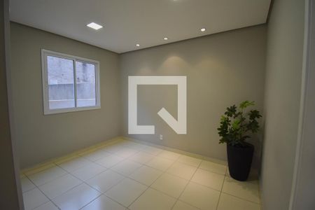 Apartamento à venda com 42m², 1 quarto e sem vagaÁrea comum - Salão de festas