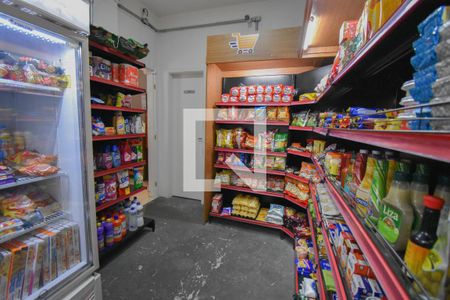 Apartamento à venda com 42m², 1 quarto e sem vagaMercado