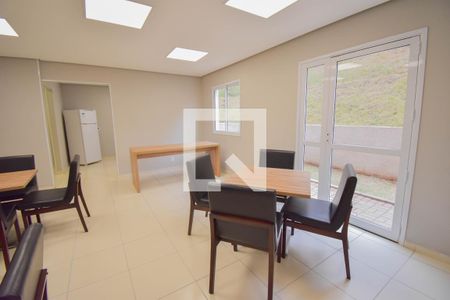 Apartamento à venda com 42m², 1 quarto e sem vagaÁrea comum - Salão de festas