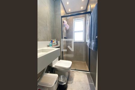 Apartamento à venda com 72m², 2 quartos e 2 vagasBanheiro da Suíte