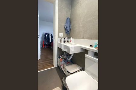 Apartamento à venda com 72m², 2 quartos e 2 vagasBanheiro da Suíte