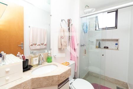 Banheiro da Suíte de apartamento à venda com 3 quartos, 76m² em Ouro Preto, Belo Horizonte