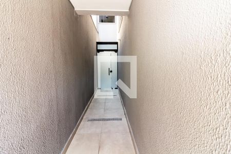Casa à venda com 140m², 3 quartos e 2 vagas Casa à venda com 140m², 3 quartos e 2 vagasCorredor