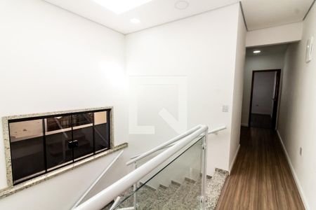 Casa à venda com 140m², 3 quartos e 2 vagas Casa à venda com 140m², 3 quartos e 2 vagasCorredor