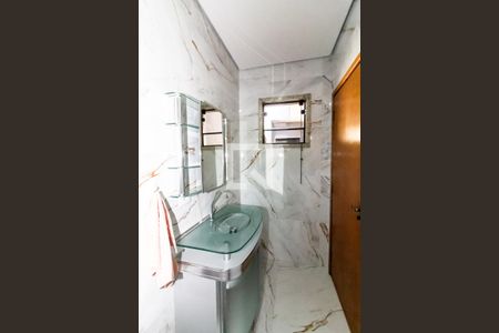 Casa à venda com 140m², 3 quartos e 2 vagas Casa à venda com 140m², 3 quartos e 2 vagasBanheiro da Suíte Quarto 1