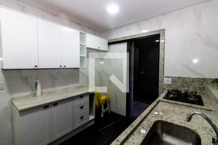 Casa à venda com 140m², 3 quartos e 2 vagas Casa à venda com 140m², 3 quartos e 2 vagasCozinha - Armários