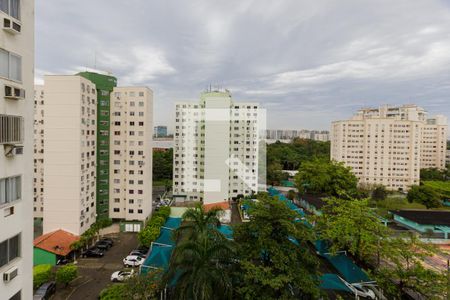 Vista do Quarto 1 de apartamento para alugar com 2 quartos, 60m² em Curicica, Rio de Janeiro
