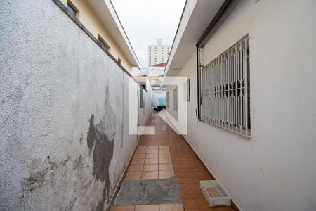 Casa à venda com 245m², 3 quartos e 2 vagas Casa à venda com 245m², 3 quartos e 2 vagasCorredor