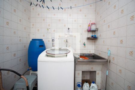 Casa à venda com 245m², 3 quartos e 2 vagas Casa à venda com 245m², 3 quartos e 2 vagasÁrea de Serviço