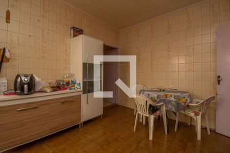 Casa à venda com 245m², 3 quartos e 2 vagas Casa à venda com 245m², 3 quartos e 2 vagasCozinha