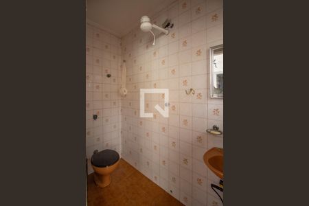 Casa à venda com 245m², 3 quartos e 2 vagas Casa à venda com 245m², 3 quartos e 2 vagasBanheiro de Serviço