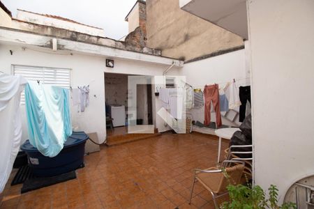 Casa à venda com 245m², 3 quartos e 2 vagas Casa à venda com 245m², 3 quartos e 2 vagasQuintal