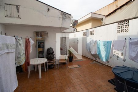Casa à venda com 245m², 3 quartos e 2 vagas Casa à venda com 245m², 3 quartos e 2 vagasQuintal
