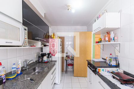 Apartamento à venda com 64m², 2 quartos e 2 vagasCozinha e área de serviço