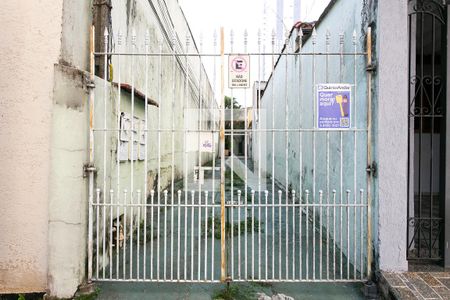 Casa à venda com 75m², 4 quartos e 3 vagas Casa à venda com 75m², 4 quartos e 3 vagasFachada