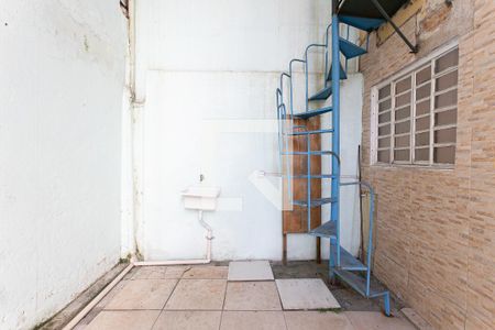 Casa à venda com 75m², 4 quartos e 3 vagas Casa à venda com 75m², 4 quartos e 3 vagasÁrea de Serviço