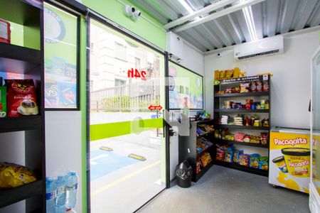 Apartamento para alugar com 47m², 2 quartos e 1 vaga Apartamento para alugar com 47m², 2 quartos e 1 vagaÁrea comum - Mini Mercado