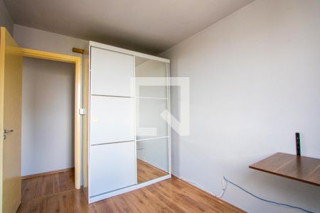 Quarto 2 de apartamento para alugar com 2 quartos, 47m² em Parque São Vicente, Santo André