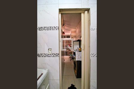 Casa à venda com 340m², 4 quartos e 1 vagaBanheiro 2