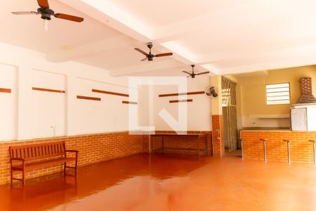 Apartamento para alugar com 79m², 2 quartos e 1 vagaÁrea comum - Salão de festas