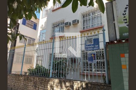 Apartamento para alugar com 79m², 2 quartos e 1 vagaFachada