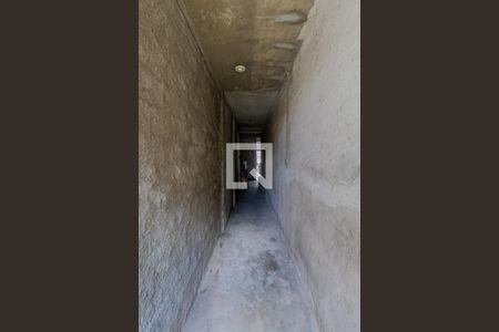 Casa à venda com 350m², 2 quartos e 3 vagasCorredor 