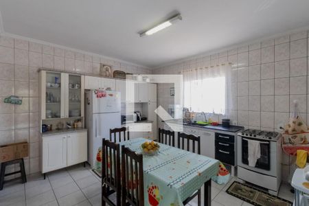 Casa à venda com 350m², 2 quartos e 3 vagasCozinha 