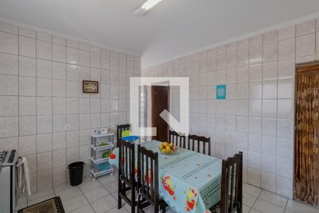 Casa à venda com 350m², 2 quartos e 3 vagasCozinha 