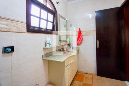 Casa à venda com 150m², 3 quartos e 3 vagasBanheiro social