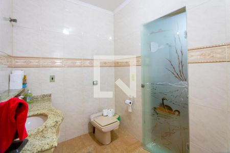 Casa à venda com 150m², 3 quartos e 3 vagasBanheiro do quarto 1