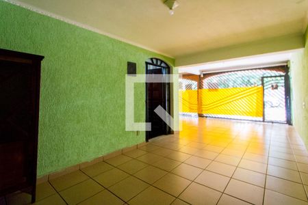 Casa à venda com 150m², 3 quartos e 3 vagasGaragem