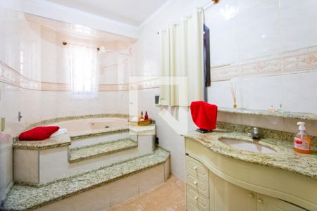 Casa à venda com 150m², 3 quartos e 3 vagasBanheiro do quarto 1