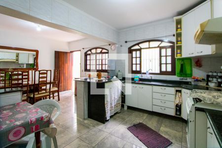 Casa à venda com 150m², 3 quartos e 3 vagasCozinha