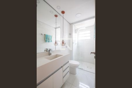 Apartamento à venda com 52m², 2 quartos e 1 vaga Apartamento à venda com 52m², 2 quartos e 1 vagaBanheiro