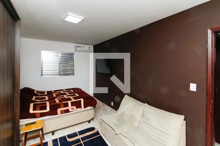 Casa à venda com 131m², 3 quartos e 4 vagasQuarto 2