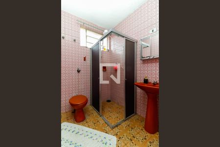 Casa à venda com 131m², 3 quartos e 4 vagasBanheiro 1