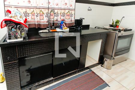 Casa à venda com 131m², 3 quartos e 4 vagasCozinha - 1 - Torneira