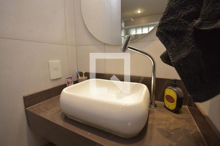 Apartamento para alugar com 104m², 2 quartos e sem vagaBanheiro